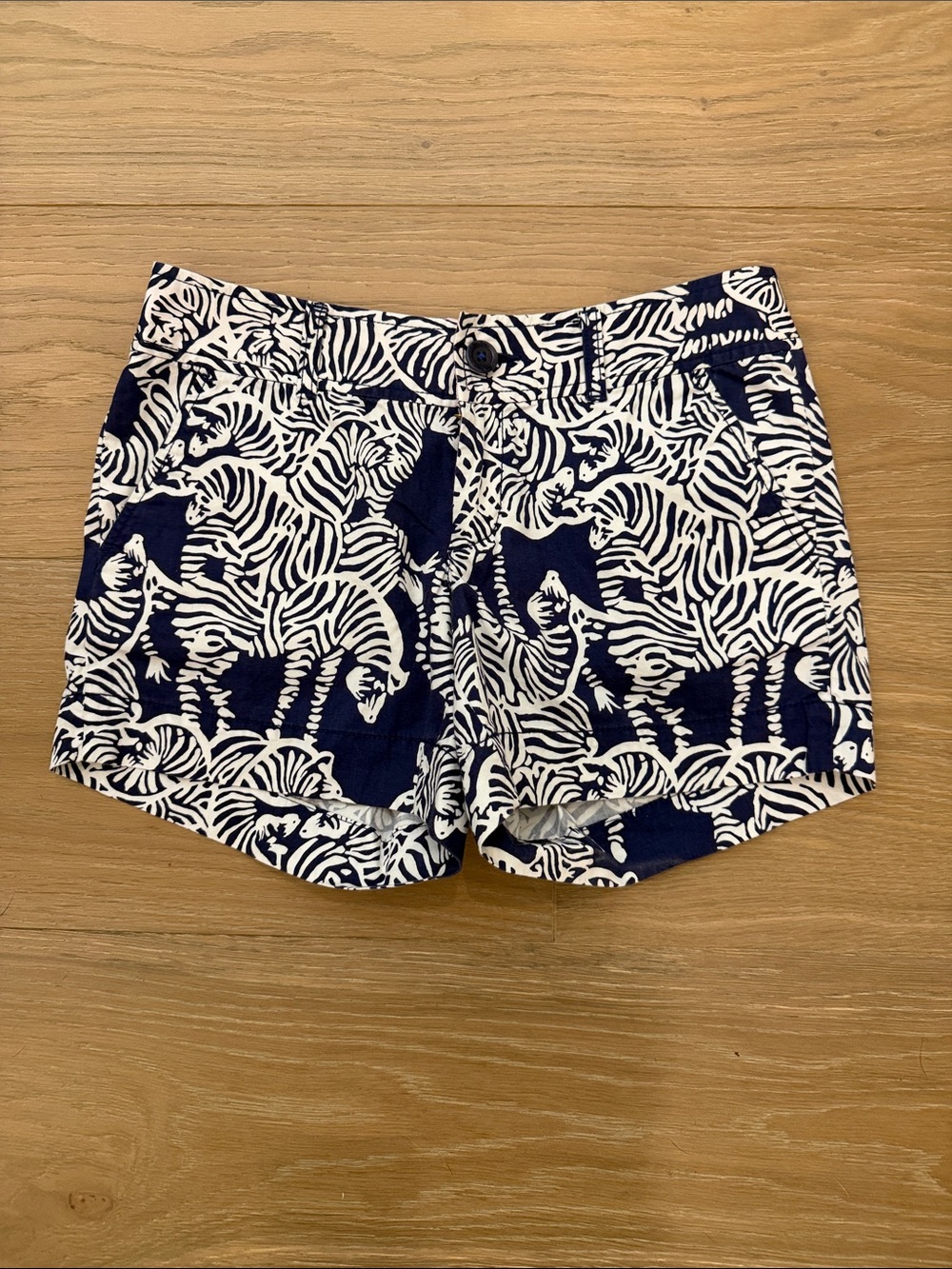 Lilly Pulitzer short 2